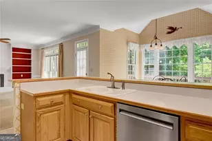 2010 Milfield Cir, Snellville, GA 30078 - Photo 16
