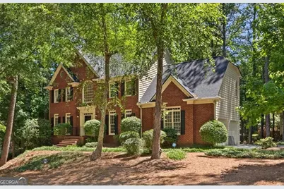 2010 Milfield Circle, Snellville, GA 30078 - Photo 2