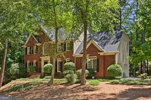 2010 Milfield Cir, Snellville, GA 30078 - Photo 2