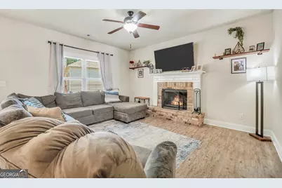 482 Louise Way, Locust Grove, GA 30248 - Photo 8