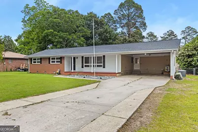 820 Glenwood Avenue, Perry, GA 31069 - Photo 2