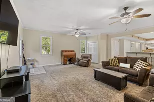 108 Chantilly Dr, Warner Robins, GA 31088 - Photo 6
