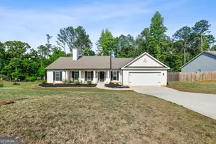 187 Abby Ln, Statham, GA 30666 - Photo 1