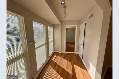 4267 Parkview Court, Stone Mountain, GA 30083 - Photo 4