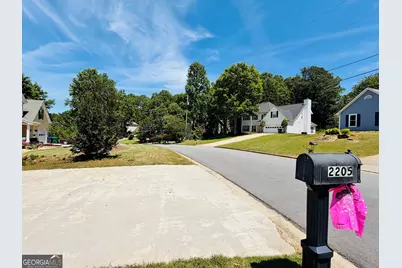 2205 Springer Walk, Lawrenceville, GA 30043 - Photo 4