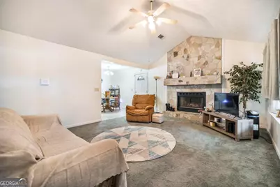 904 Robinhood Road, Dublin, GA 31021 - Photo 8