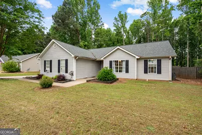185 Hayward Bishop Way, Senoia, GA 30276 - Photo 2