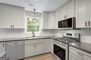 65 Riverside Way, Sharpsburg, GA 30277 - Photo 18