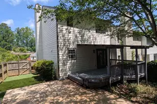1672 Grist Mill Dr, Marietta, GA 30062 - Photo 10