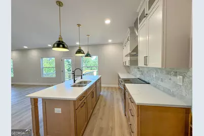 5719 Calm Valley Point, Flowery Branch, GA 30542 - Photo 12
