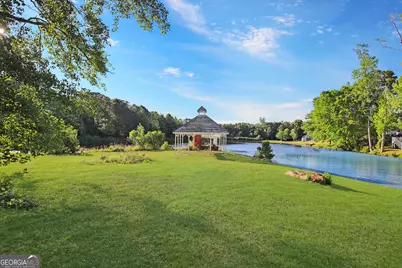 201 Duck Walk Way, Hogansville, GA 30230 - Photo 2