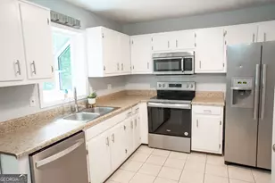 180 Beverly Park Ct, Newnan, GA 30263 - Photo 16