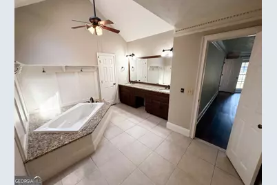 2360 Kimbrough Court, Sandy Springs, GA 30350 - Photo 6