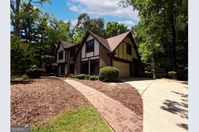 2360 Kimbrough Court, Sandy Springs, GA 30350 - Photo 40