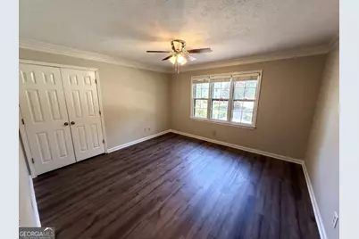 2360 Kimbrough Court, Sandy Springs, GA 30350 - Photo 4