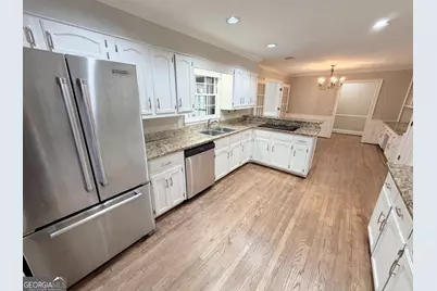 2360 Kimbrough Court, Sandy Springs, GA 30350 - Photo 12