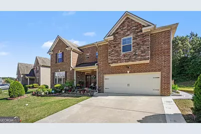 1952 Poplar Falls Avenue, Lithonia, GA 30058 - Photo 2