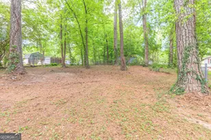 1068 Beaverdale Rd NE, Dalton, GA 30721 - Photo 10