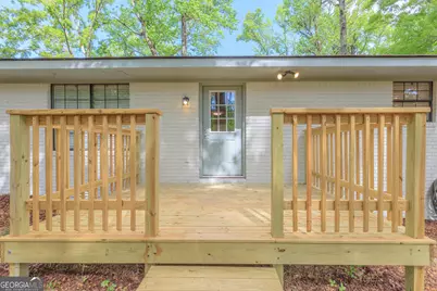 1068 Beaverdale Road NE, Dalton, GA 30721 - Photo 8