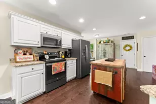 170 Fair Oaks Ct, Commerce, GA 30529 - Photo 22