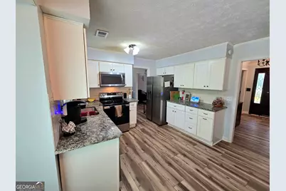 155 N Fayette Court, Fayetteville, GA 30214 - Photo 10
