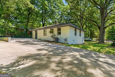 758 Dennis Drive, Forest Park, GA 30297 - Photo 16