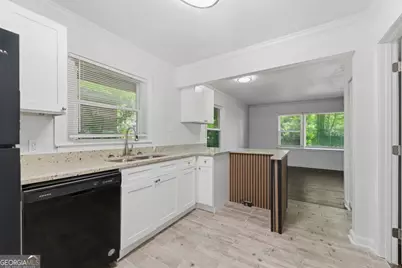 758 Dennis Drive, Forest Park, GA 30297 - Photo 8