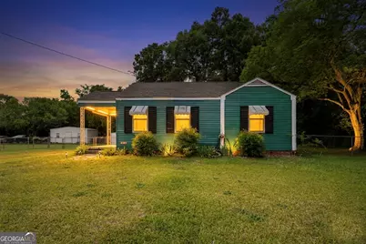 423 Camellia Circle, Warner Robins, GA 31093 - Photo 2