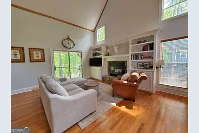 303 Cherrwood Drive, Westminster, SC 29693 - Photo 2