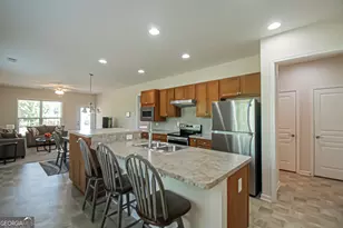 572 Beautyberry Dr, Griffin, GA 30223 - Photo 6