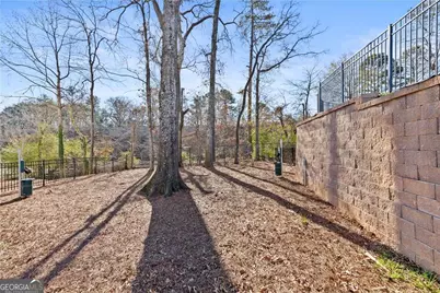 1920 Rogers Court, Atlanta, GA 30318 - Photo 32