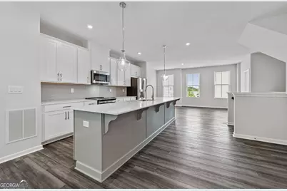 2688 Creekview Terrace NW, Atlanta, GA 30318 - Photo 4