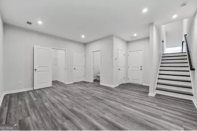 2688 Creekview Terrace NW, Atlanta, GA 30318 - Photo 12