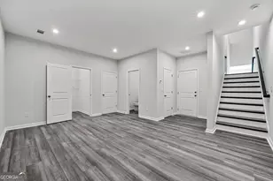 2688 Creekview Terrace NW, Atlanta, GA 30318 - Photo 12