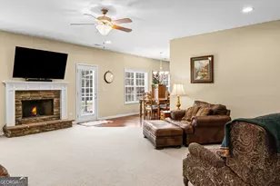 195 Gracie Gardens Ct, Newnan, GA 30263 - Photo 10