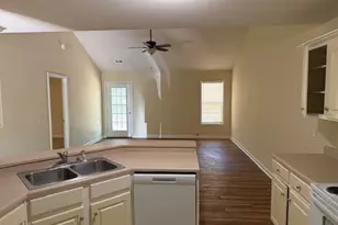 308 E Lee St, Brooklet, GA 30415 - Photo 4