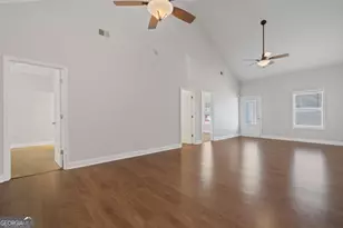 157 Oakwood Dr NW, Milledgeville, GA 31061 - Photo 10