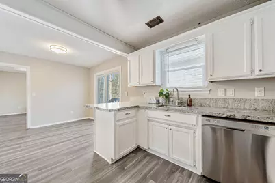 1069 Ashwood Circle, Lawrenceville, GA 30046 - Photo 10