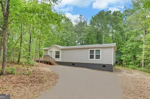 1054 Brookhaven Cir, Toccoa, GA 30577 - Photo 1