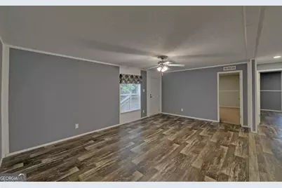 1054 Brookhaven Circle, Toccoa, GA 30577 - Photo 4