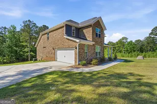 2910 Red Fox Dr, Haddock, GA 31033 - Photo 4