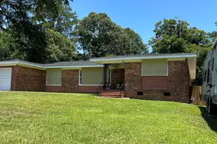 310 Forest Hill Dr, Warner Robins, GA 31088 - Photo 1