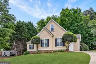 245 Ryans Ct, Sharpsburg, GA 30277 - Photo 2