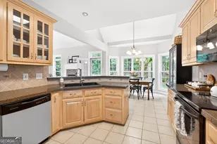 245 Ryans Ct, Sharpsburg, GA 30277 - Photo 20