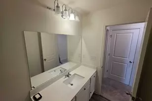 125 N Chesapeake Bay Dr, Locust Grove, GA 30248 - Photo 16