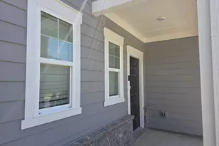 125 N Chesapeake Bay Dr, Locust Grove, GA 30248 - Photo 2