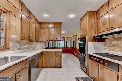 1571 Rochelle Court, Atlanta, GA 30338 - Photo 10