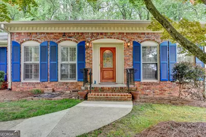 1571 Rochelle Court, Atlanta, GA 30338 - Photo 2