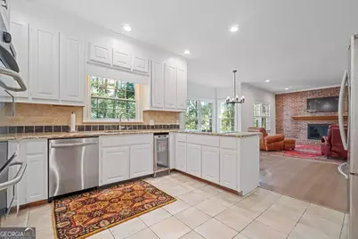 80 Cliffcreek Trace, Sandy Springs, GA 30350 - Photo 10