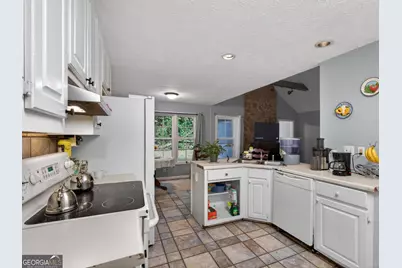 3912 Pleasant Trail, Atlanta, GA 30340 - Photo 10